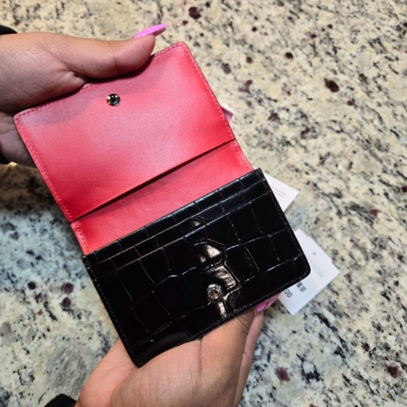 NEW Christian Louboutin Loubeka Croc Embossed Patent Leather Business Card Case - Picture 6 of 9